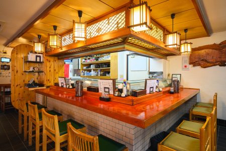 【千葉駅で炭火焼きにこだわる国産うなぎは当店へ｜うなぎの寝床千葉店】